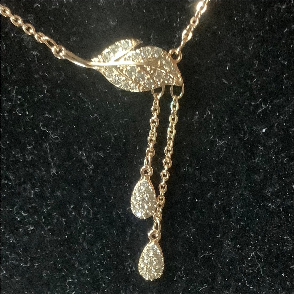 Golden Leaf with Dewdrops Elegant Gold Crystals Necklace